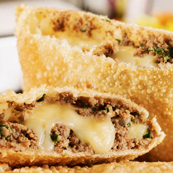Pastel Carne c/Queijo